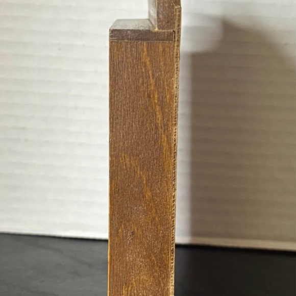 Vintage Porcelain Bird Motif Thimbles w/the small wood shadow shelf pre-owned - Picture 5 of 7